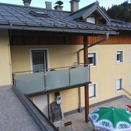 Apartamento Haus Julia Mühlbach am Hochkönig Exterior foto